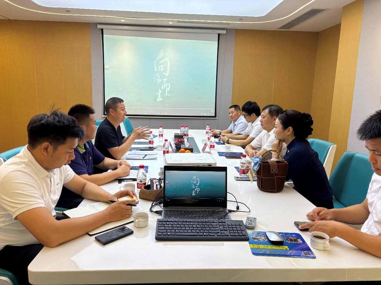 張長(zhǎng)豐副市長(zhǎng)到晨海水產(chǎn)調(diào)研，助企紓困共繪漁業(yè)科技新藍(lán)圖
